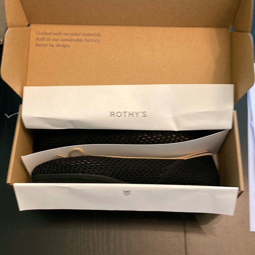 Rothy’s Noir Mesh “The Ballet Flat” Size 9 in Black